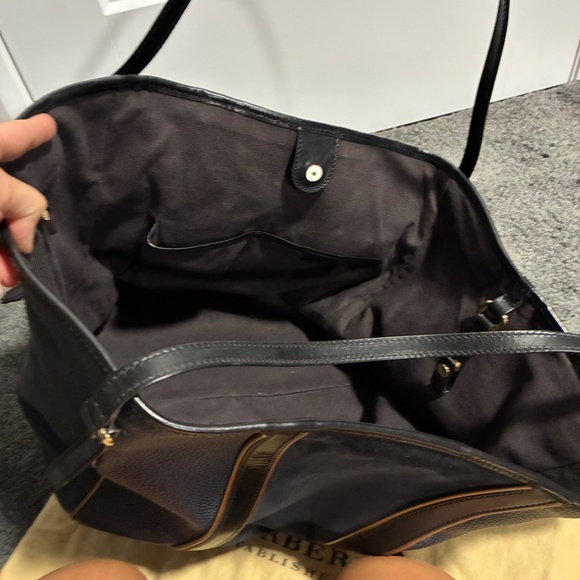 Rare! Burberry Leather and Suede Canterbury Tote - Picture 4 of 15